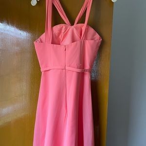 Davids bridal coralreef colored dress size 0 needs to be dry cleaned